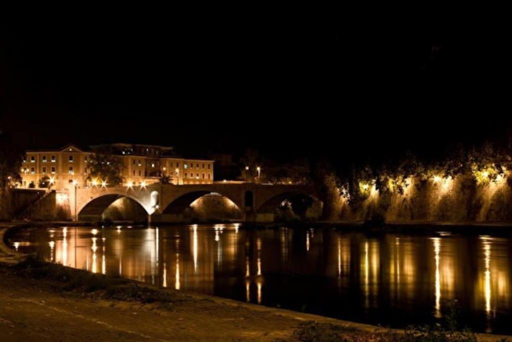 Holiday Home In Trastevere Рим Екстериор снимка