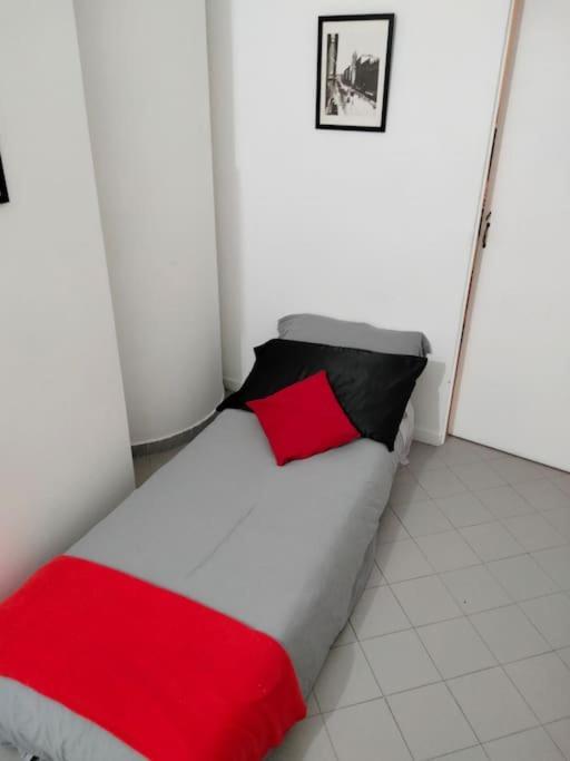 Holiday Home In Trastevere Рим Екстериор снимка